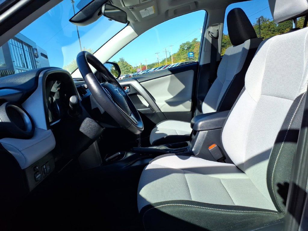 Used 2017 Toyota RAV4 XLE w/ All Weather Liner Package AWD/4WD image 12