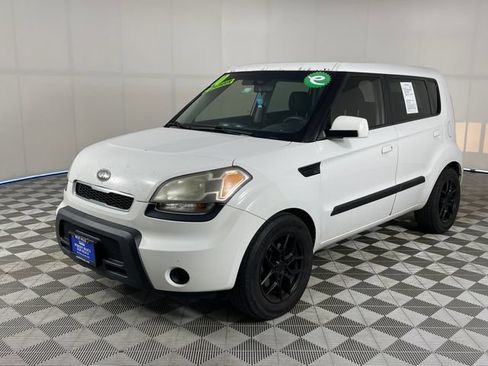Used 2010 Kia Soul + FWD image 1