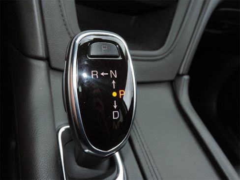 Used 2019 Cadillac XT5 Luxury image 23