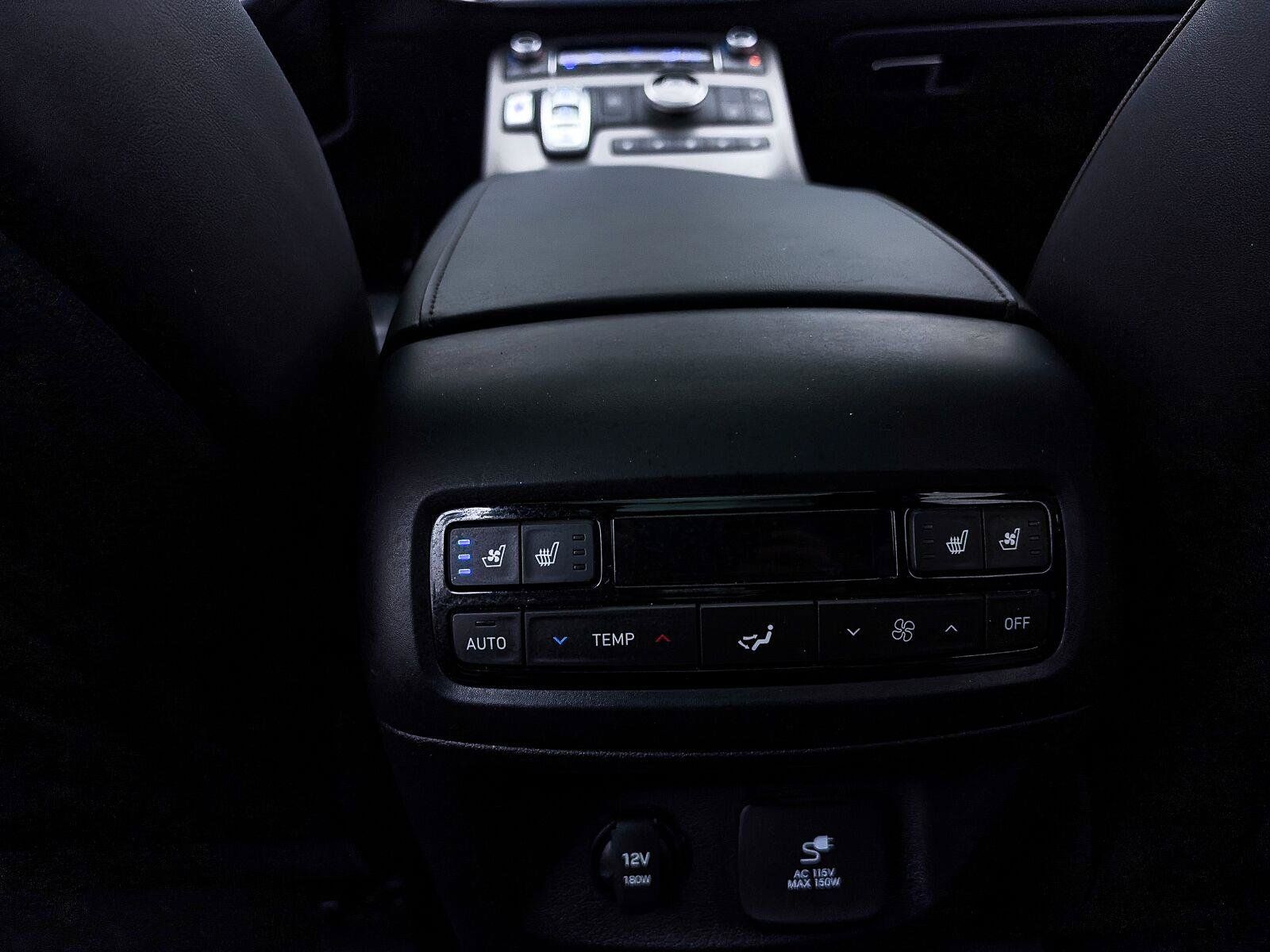 Used 2022 Hyundai Palisade Calligraphy FWD image 17