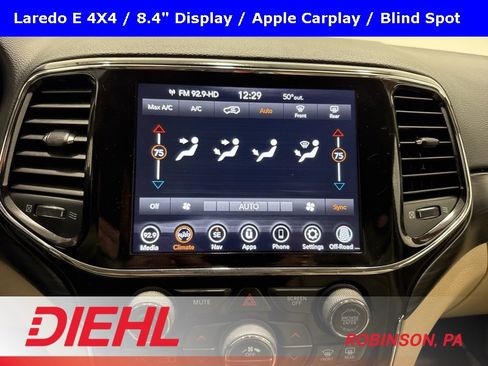 Used 2022 Jeep Grand Cherokee Laredo E image 29