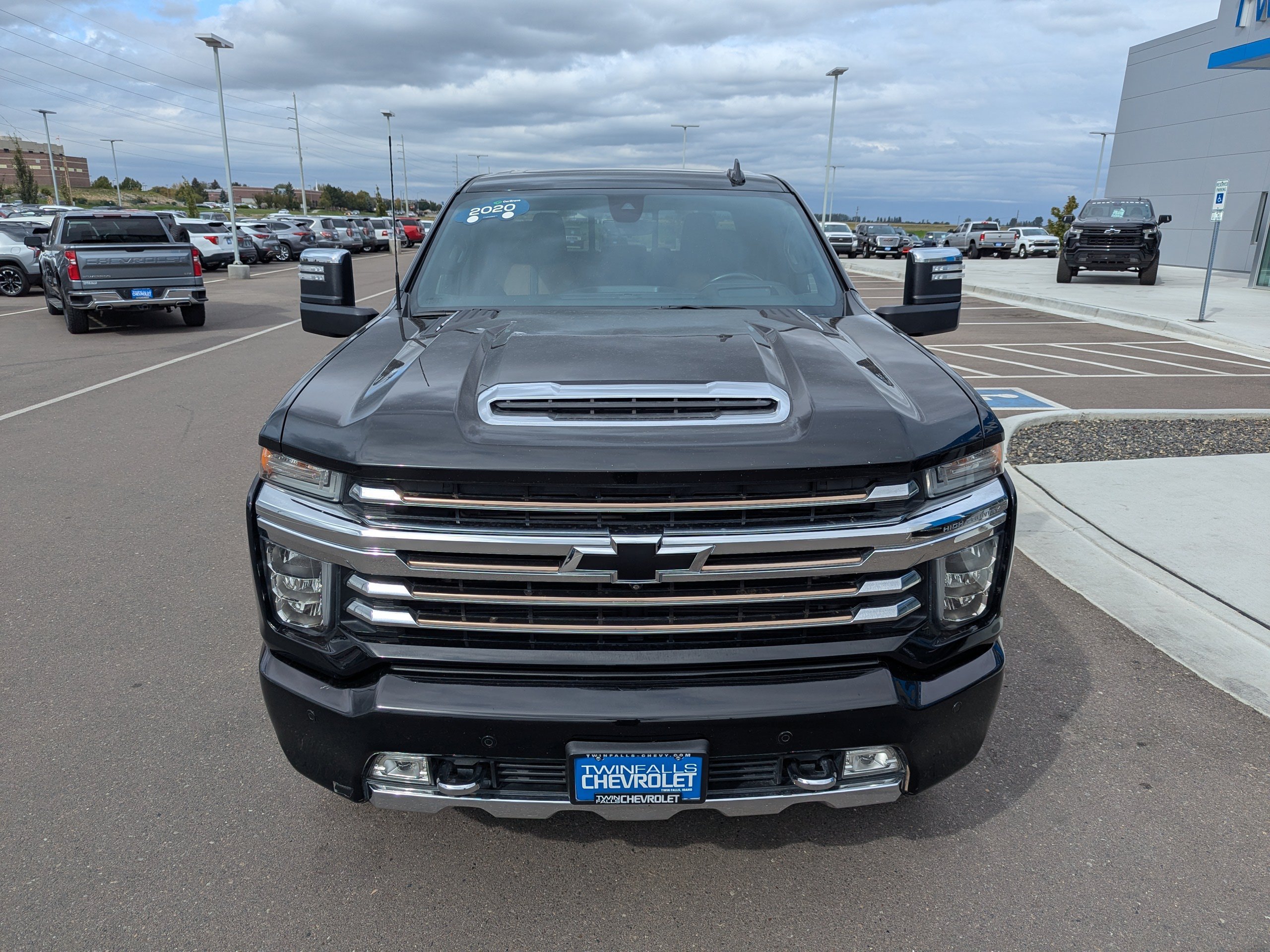 Certified 2020 Chevrolet Silverado 2500 High Country w/ Z71 Off-Road Package AWD/4WD image 5
