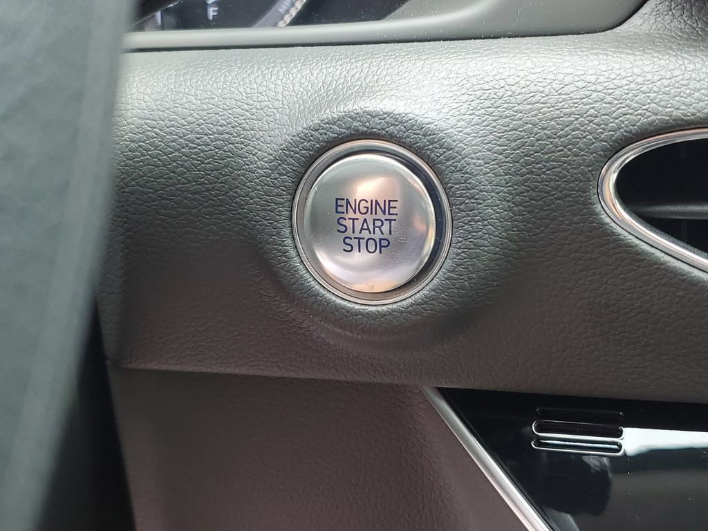 Used 2023 Hyundai Sonata SEL w/ Preferred Accessory Package FWD image 27