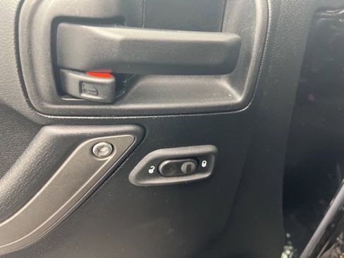 Used 2017 Jeep Wrangler Sport w/ Quick Order Package 24S image 11