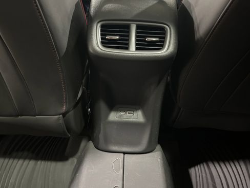 Used 2023 Buick Envision Essence w/ Sport Touring Package AWD/4WD image 14