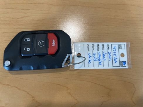 Used 2021 Jeep Wrangler Sport S image 34