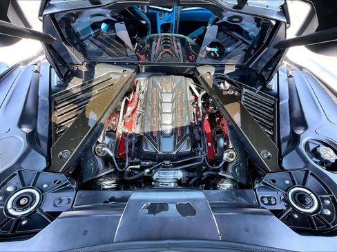 Used 2021 Chevrolet Corvette Stingray Premium Cpe w/ Z51 Performance Package RWD image 12