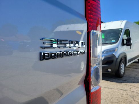 Used 2025 RAM ProMaster 3500 w/ Premium Convenience Group FWD image 21