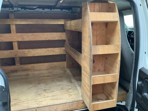 Used 2019 Chevrolet Express 3500 w/ Driver Convenience Package image 18