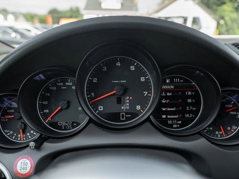 Used 2017 Porsche Cayenne AWD/4WD image 25