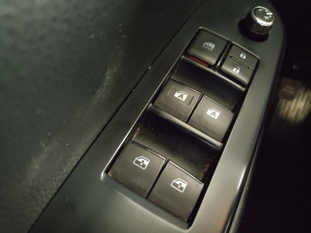 Used 2019 Toyota Highlander XLE AWD/4WD image 27