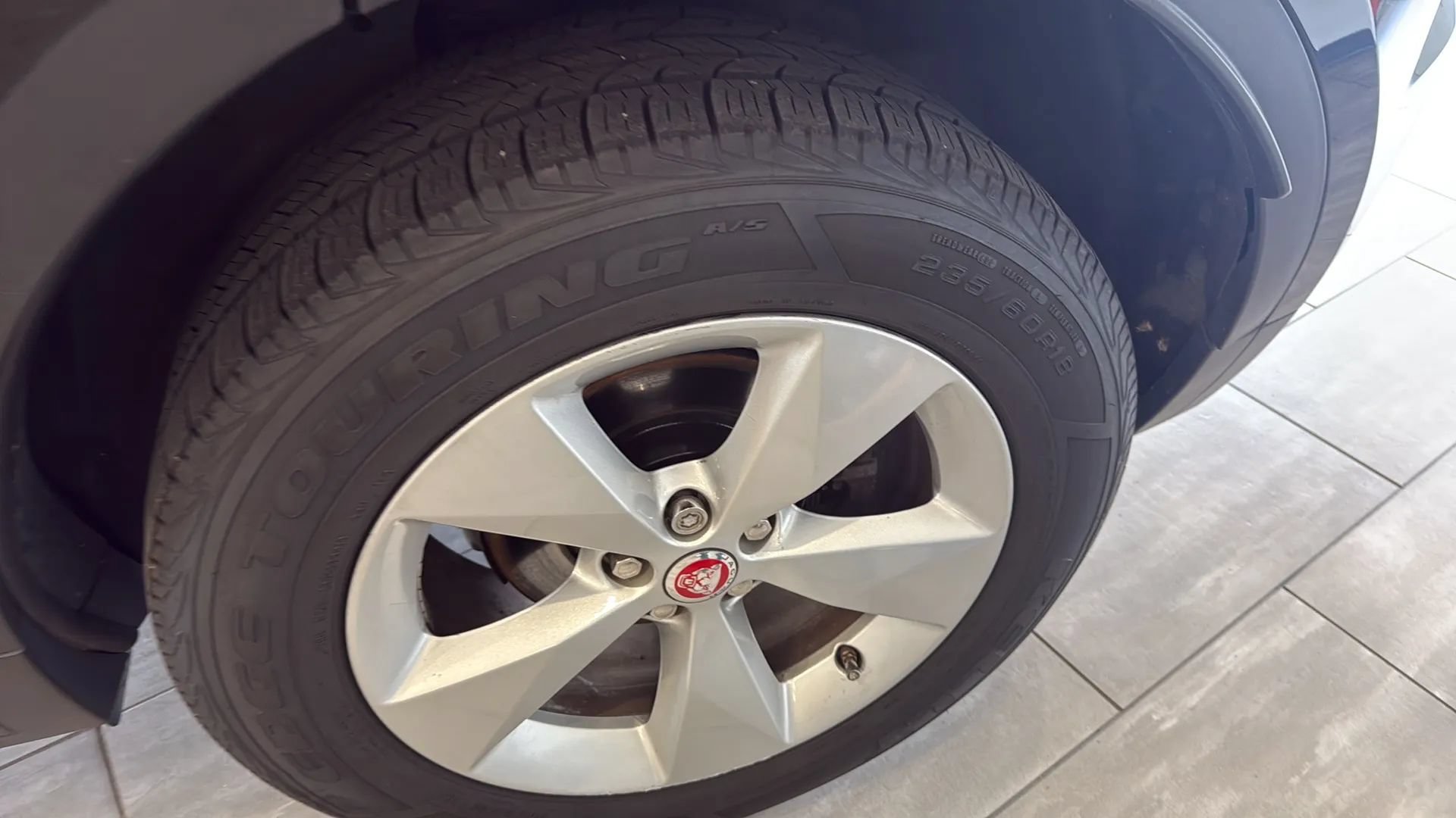 Used 2020 Jaguar E-PACE AWD/4WD image 42