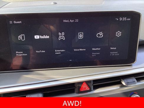 Used 2025 Kia Sorento EX AWD/4WD image 3