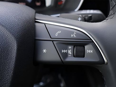 Used 2025 Audi Q3 2.0T Premium w/ Convenience Package image 22