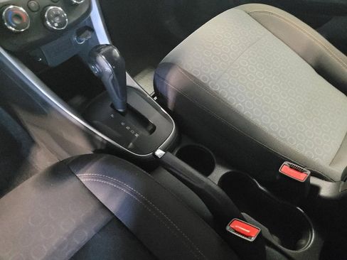 Used 2020 Chevrolet Trax LS image 26