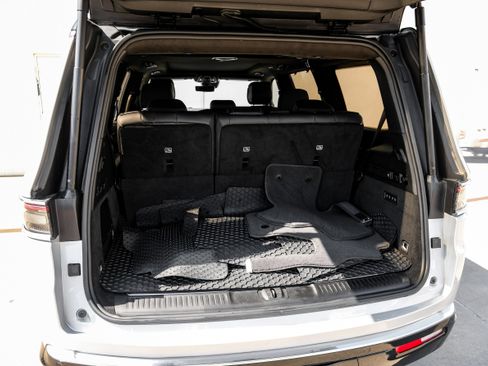 Used 2022 Jeep Grand Wagoneer Series III w/ Flexible Seating Group AWD/4WD image 67