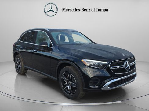 Used 2026 Mercedes-Benz GLC 300 4MATIC image 5