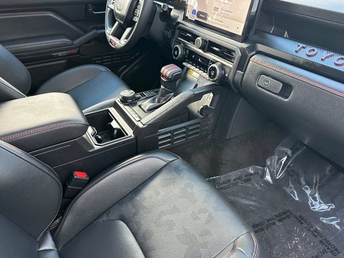 Certified 2025 Toyota Tacoma TRD Pro AWD/4WD image 16