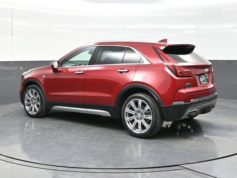 Used 2019 Cadillac XT4 Premium Luxury AWD/4WD image 4