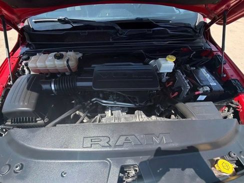 Used 2021 RAM 1500 Big Horn AWD/4WD image 11
