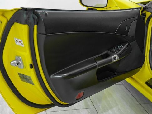 Used 2008 Chevrolet Corvette Coupe image 31