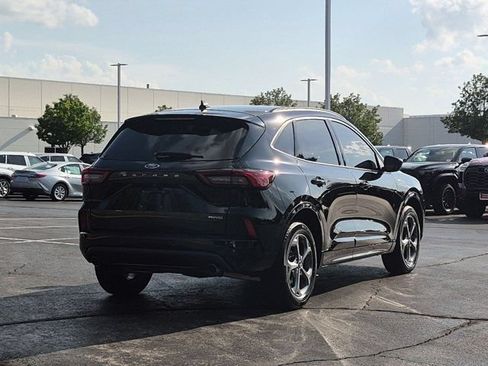 Used 2023 Ford Escape ST-Line w/ Tech Pack #1 AWD/4WD image 5