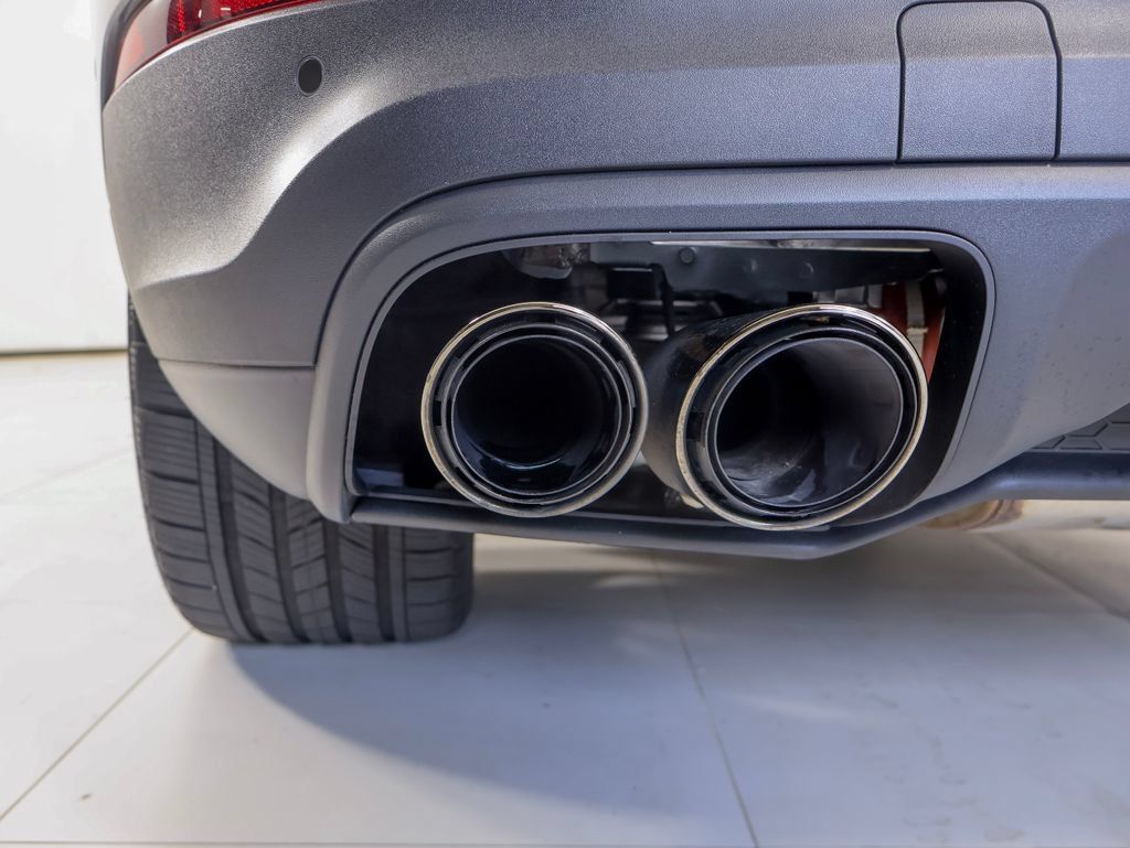 Certified 2026 Porsche Cayenne E-Hybrid AWD/4WD image 30
