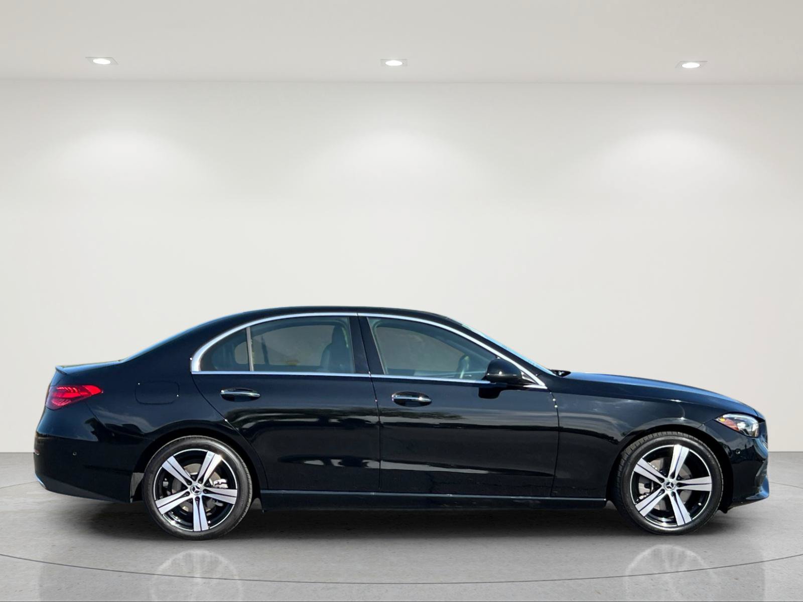 Certified 2025 Mercedes-Benz C 300 Sedan image 6