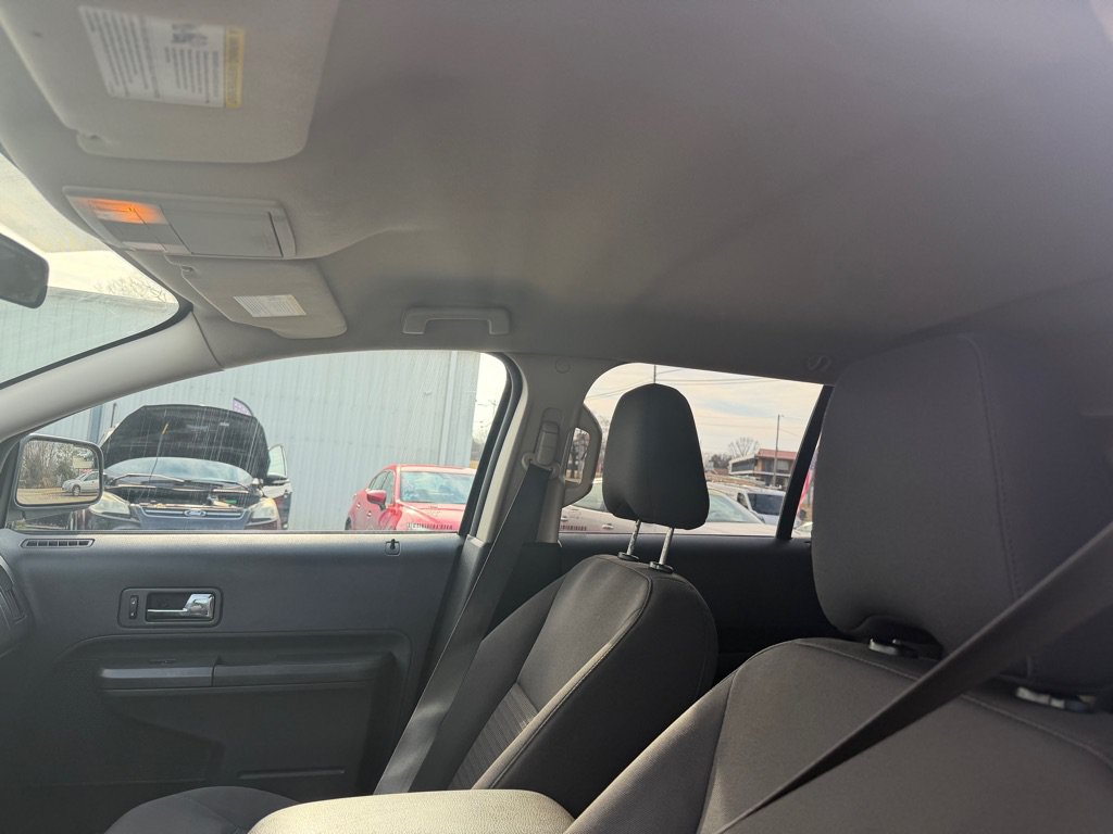 Used 2010 Ford Edge SE FWD image 13
