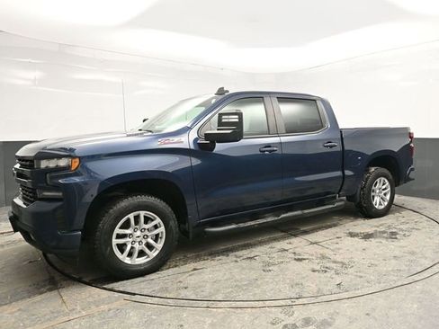 Used 2021 Chevrolet Silverado 1500 RST image 3