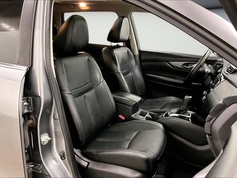 Used 2018 Nissan Rogue SL w/ Premium Package image 30