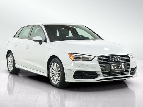 Used 2016 Audi A3 e-tron Premium w/ Audi MMI Navigation Plus FWD image 7