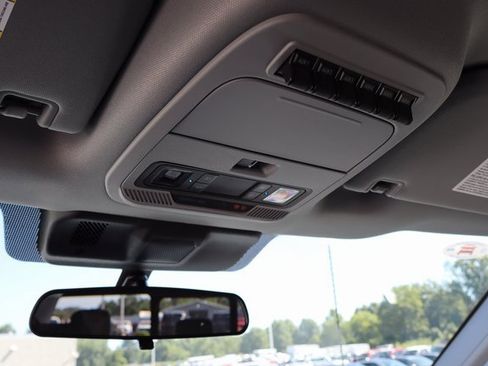 New 2025 Ford F350 XLT w/ FX4 Off-Road Package image 27