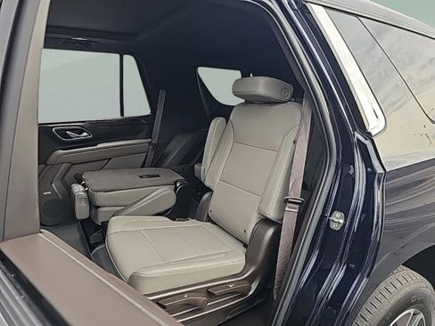 Used 2023 Chevrolet Tahoe LT image 32