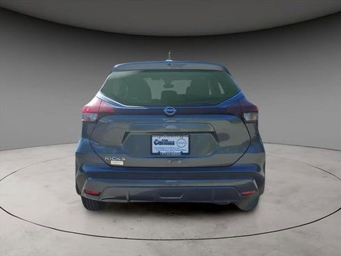 New 2025 Nissan Kicks Play S image 7