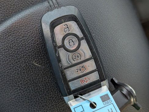 Used 2019 Ford Mustang Premium w/ Ecoboost Performance Package image 30