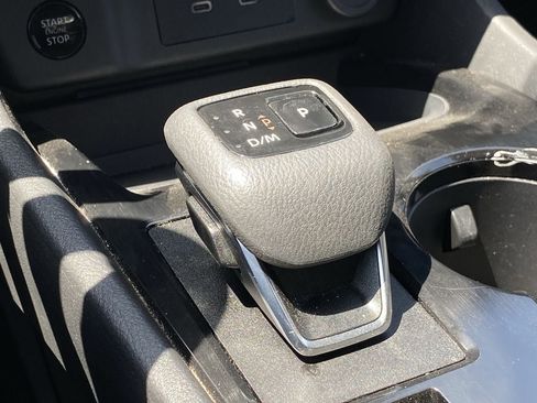 Used 2024 Nissan Rogue SV AWD/4WD image 8