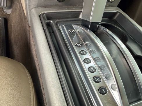 Used 2003 HUMMER H2 w/ Preferred Equipment Group image 28