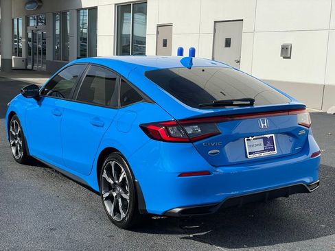 Certified 2025 Honda Civic Sport Touring image 4