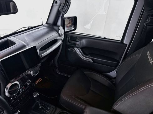 Used 2016 Jeep Wrangler Sahara AWD/4WD image 20