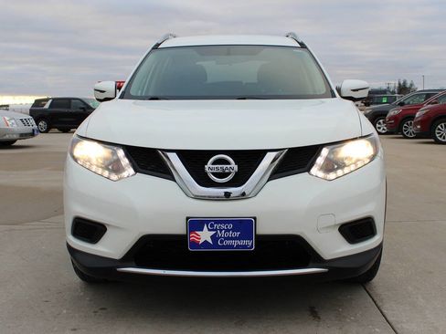 Used 2016 Nissan Rogue S w/ Appearance Package image 2