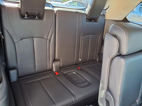 Used 2024 INFINITI QX60 Luxe image 19