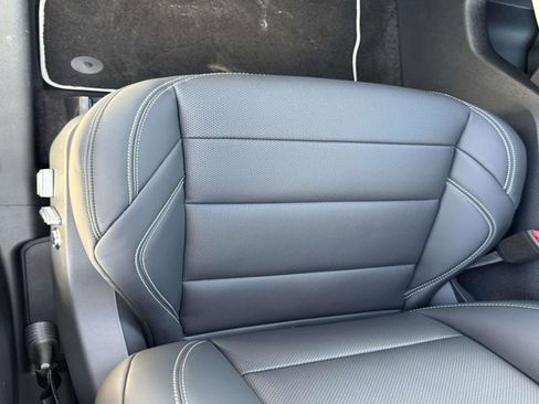 New 2025 Lincoln Nautilus Premier w/ Equipment Group 102A image 10