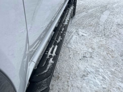 Used 2024 Ford Ranger XLT w/ FX4 Off-Road Package image 11