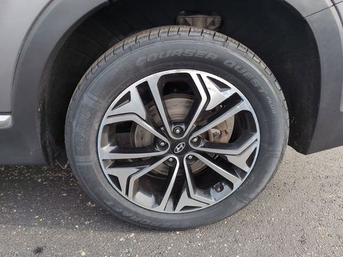 Used 2019 Hyundai Santa Fe Limited image 24