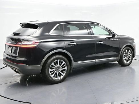 Used 2020 Lincoln Nautilus Reserve AWD/4WD image 7