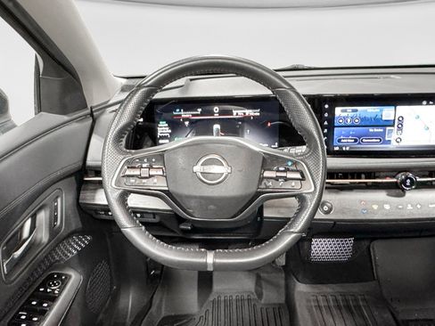 Used 2023 Nissan Ariya FWD image 9
