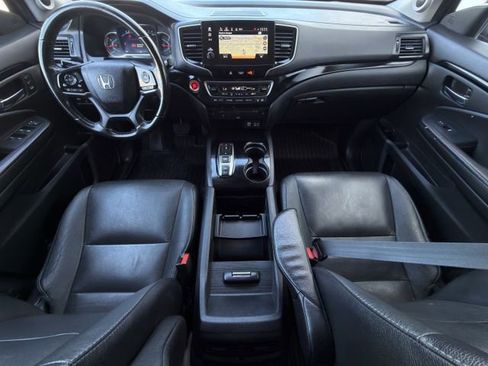 Used 2021 Honda Pilot Touring image 10