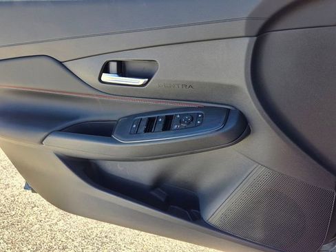 New 2026 Nissan Sentra SR w/ Floor Mat Package image 28