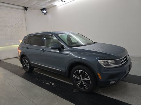 Used 2019 Volkswagen Tiguan SEL FWD image 6